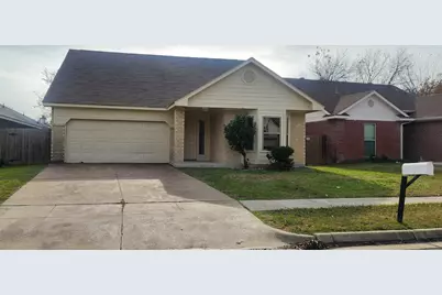 802 Headwater Drive, Arlington, TX 76015 - Photo 2