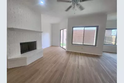 802 Headwater Drive, Arlington, TX 76015 - Photo 4