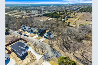 131 Lakeshore Lane, Glenn Heights, TX 75154 - Photo 32
