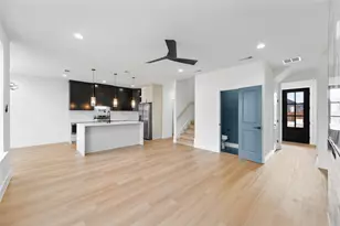 131 Lakeshore Ln, Glenn Heights, TX 75154 - Photo 4