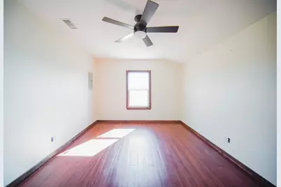 202 N 10th Street, Jacksboro, TX 76458 - Photo 20