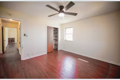 202 N 10th Street, Jacksboro, TX 76458 - Photo 14