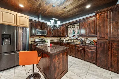 314 S Hastings, Irving, TX 75060 - Photo 6