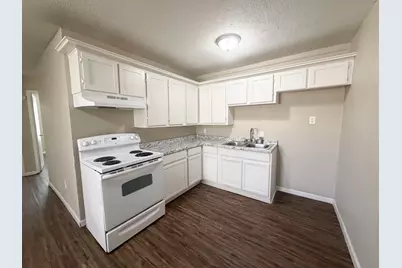 3224 W 8th Avenue #3, Corsicana, TX 75110 - Photo 4