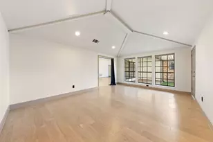 4407 Cinnabar Dr, Dallas, TX 75227 - Photo 14