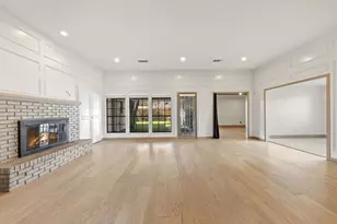 4407 Cinnabar Dr, Dallas, TX 75227 - Photo 4