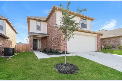 1407 Mark, Ennis, TX 75119 - Photo 2