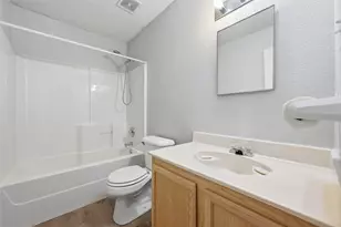 2215 Coyote Trail, Grand Prairie, TX 75052 - Photo 6