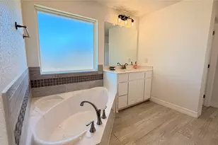 848 Agile St, Hewitt, TX 76643 - Photo 18