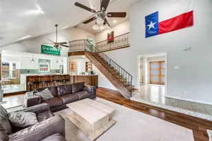 8206 San Cristobal Dr, Dallas, TX 75218 - Photo 6