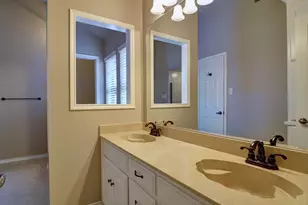 316 Bremen Dr, Hurst, TX 76054 - Photo 18