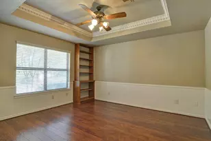 316 Bremen Dr, Hurst, TX 76054 - Photo 16