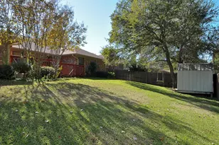 316 Bremen Dr, Hurst, TX 76054 - Photo 26
