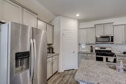 9817 Gooseneck Drive, Aubrey, TX 76227 - Photo 14