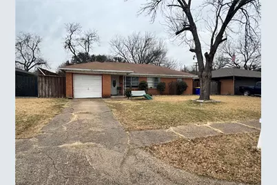 747 High School Drive, Seagoville, TX 75159 - Photo 2