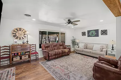 443 E Reunion Street, Fairfield, TX 75840 - Photo 2