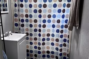 2906 W 9th St, Dallas, TX 75211 - Photo 2