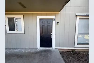 604 Walter Stephenson Road #B, Midlothian, TX 76065 - Photo 2