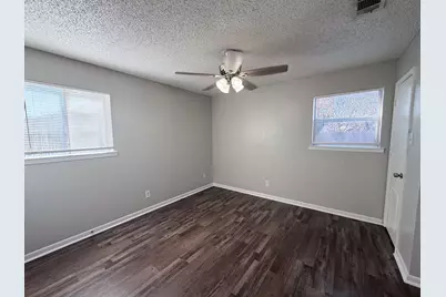 604 Walter Stephenson Road #B, Midlothian, TX 76065 - Photo 8