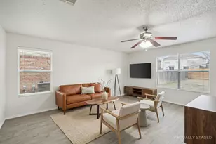 2121 Franks St, Fort Worth, TX 76177 - Photo 2