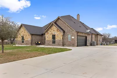 294 County Road 3386, Paradise, TX 76073 - Photo 2