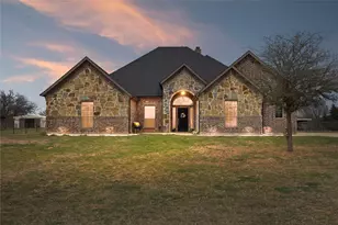 294 Co Rd 3386, Paradise, TX 76073 - Photo 1