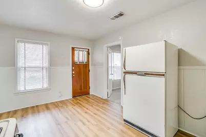 1825 Frederick Street, Fort Worth, TX 76107 - Photo 6