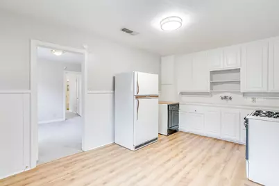 1825 Frederick Street, Fort Worth, TX 76107 - Photo 4