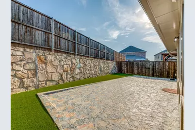 2353 Bella Court, Carrollton, TX 75010 - Photo 24