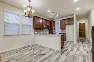 2353 Bella Ct, Carrollton, TX 75010 - Photo 6