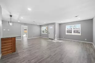 601 W Cedar St, Arlington, TX 76011 - Photo 6