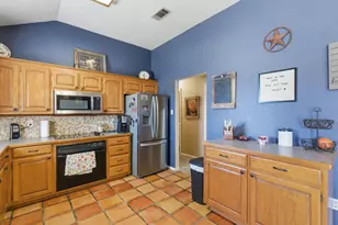 1461 Oakwood Dr, Stephenville, TX 76401 - Photo 10