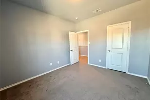 2228 Dana Dr, Grand Prairie, TX 75051 - Photo 16