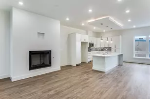 341 College Ave, Fort Worth, TX 76104 - Photo 4