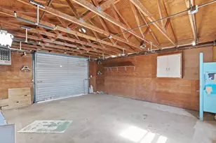 423 E Morton St, Denison, TX 75021 - Photo 22