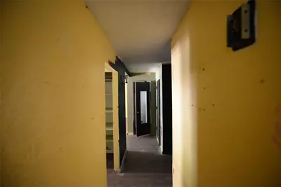 405 Bryan Drive, Crowley, TX 76036 - Photo 10