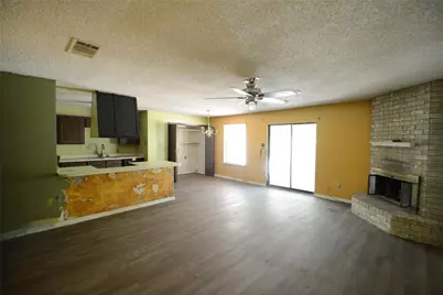 405 Bryan Drive, Crowley, TX 76036 - Photo 2