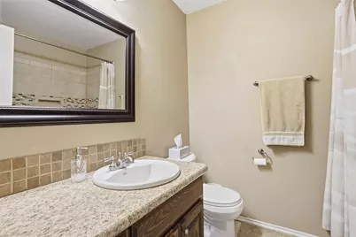 913 Raenae Drive, Burleson, TX 76028 - Photo 20