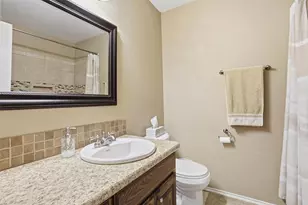 913 Raenae Dr, Burleson, TX 76028 - Photo 20