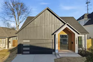 614 S Moore St, Dallas, TX 75203 - Photo 1