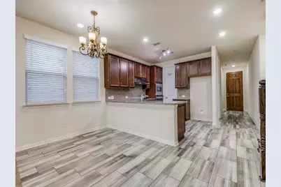 2353 Bella Court, Carrollton, TX 75010 - Photo 6