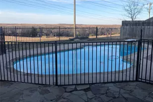 10172 Wandering Way St, Benbrook, TX 76126 - Photo 2