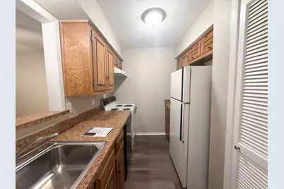 510 W Marvin Avenue #207, Waxahachie, TX 75165 - Photo 4