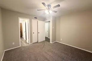 510 W Marvin Ave, Waxahachie, TX 75165 - Photo 10