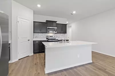 13197 Enclave Parkway, Providence Village, TX 76227 - Photo 10