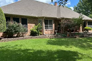 1810 Plum Creek Dr, Midlothian, TX 76065 - Photo 38
