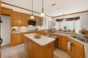 1810 Plum Creek Dr, Midlothian, TX 76065 - Photo 14