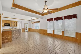 1810 Plum Creek Dr, Midlothian, TX 76065 - Photo 10