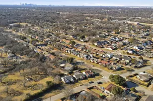 815 Apache, Dallas, TX 75217 - Photo 6