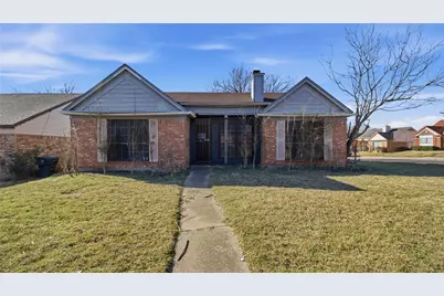 815 Apache, Dallas, TX 75217 - Photo 8